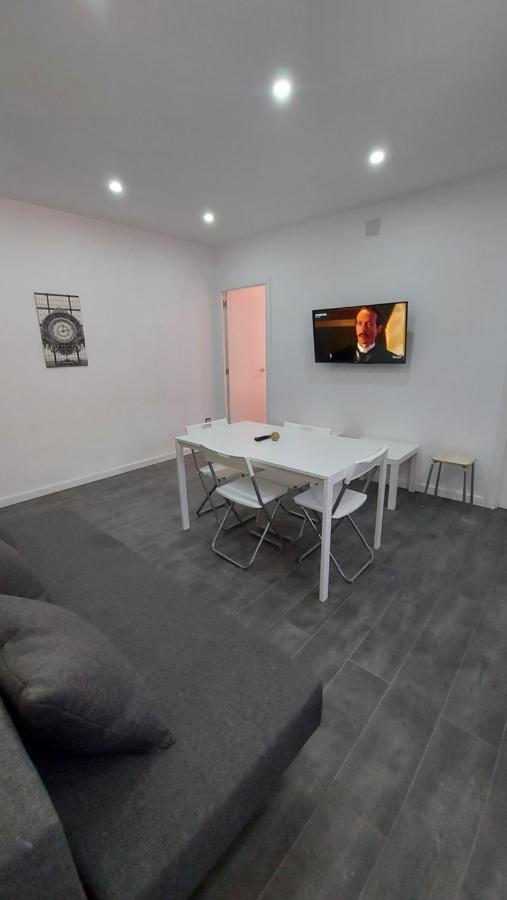 Madrid Luna House Apartment Exterior photo