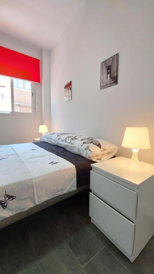 Madrid Luna House Apartment Exterior photo